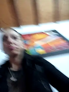 Snapshot of LunaZambrano chatting on 02/02/25, 02:48 LunaZambrano online show from 02/02/25, 02:48