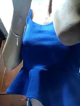 Snapshot of LunaZambrano chatting on 03/04/25, 02:06 LunaZambrano online show from 03/04/25, 02:06