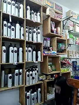 Snapshot of LunaZambrano chatting on 03/17/25, 09:13 LunaZambrano online show from 03/17/25, 09:13