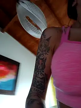 LunaZambrano online show from 02/09/26, 01:26