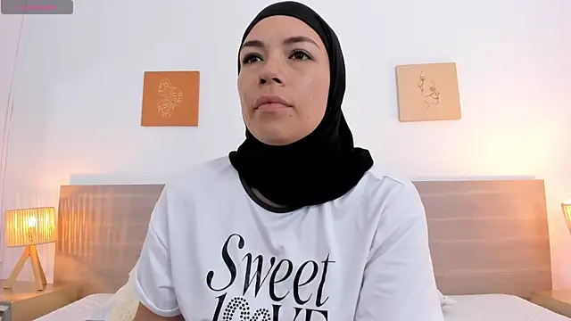 aisha vs online show from 10/30/25, 12:50