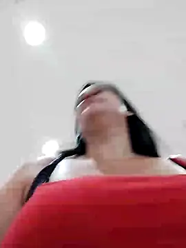 Snapshot of keilymadam chatting on 12/10/24, 07:43 keilymadam online show from 12/10/24, 07:43