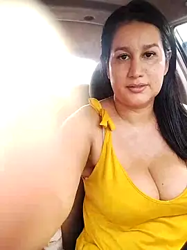 Snapshot of keilymadam chatting on 12/19/24, 07:29 keilymadam online show from 12/19/24, 07:29