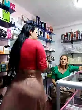 Snapshot of keilymadam chatting on 12/27/24, 03:59 keilymadam online show from 12/27/24, 03:59