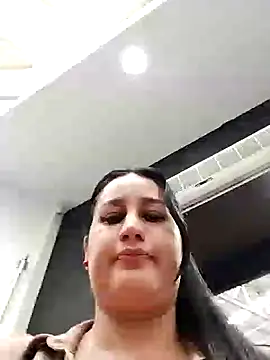 Snapshot of keilymadam chatting on 01/29/25, 05:35 keilymadam online show from 01/29/25, 05:35