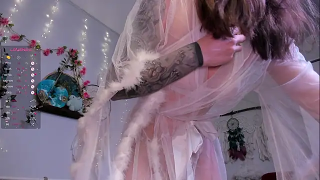 Kiralotus online show from 02/06/26, 05:12