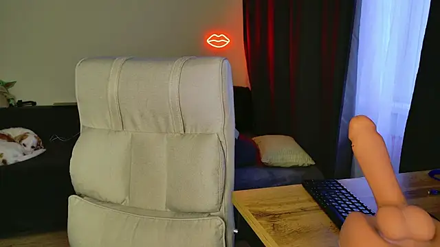 MishaMILF online show from 12/13/24, 11:45