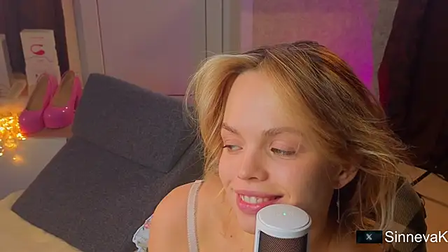 sinteas online show from 12/04/25, 09:29