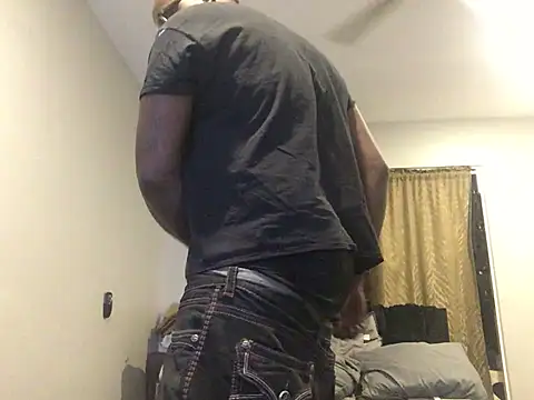 Snapshot of Londonfrotadejr chatting on 01/12/25, 06:39 Londonfrotadejr online show from 01/12/25, 06:39