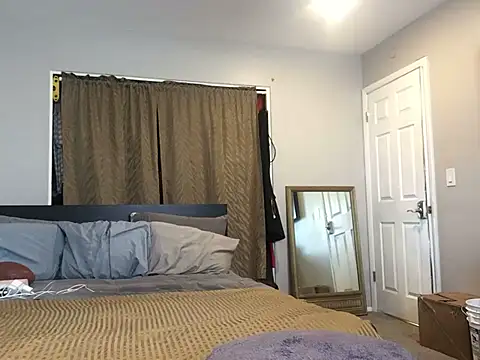 Snapshot of Londonfrotadejr chatting on 01/27/25, 03:50 Londonfrotadejr online show from 01/27/25, 03:50