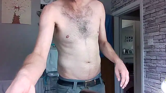 Snapshot of Matts1988 chatting on 09/16/25, 02:40 Matts1988 online show from 09/16/25, 02:40