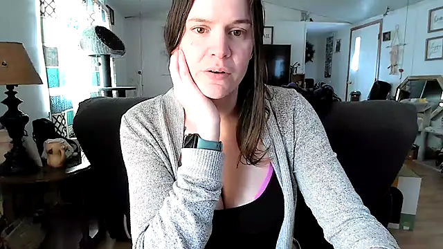 xodana online show from 02/19/25, 08:41