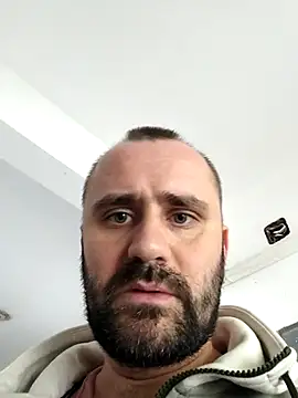 Snapshot of Govora chatting on 10/06/25, 10:45 Govora online show from 10/06/25, 10:45