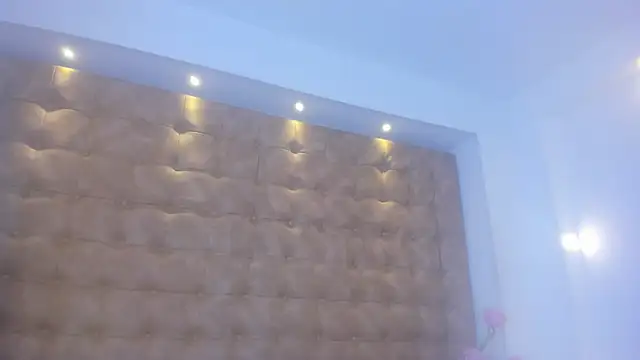 violet giraldo online show from 04/29/26, 07:09