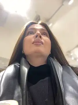 Snapshot of KrisMagnoly chatting on 03/08/26, 04:11 KrisMagnoly online show from 03/08/26, 04:11