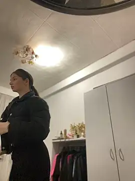 Snapshot of KrisMagnoly chatting on 03/29/26, 05:46 KrisMagnoly online show from 03/29/26, 05:46