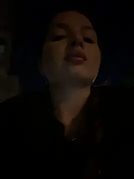 Snapshot of KrisMagnoly chatting on 04/11/26, 06:34 KrisMagnoly online show from 04/11/26, 06:34