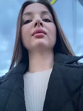 Snapshot of KrisMagnoly chatting on 04/16/26, 05:25 KrisMagnoly online show from 04/16/26, 05:25