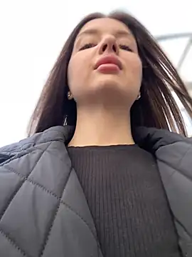 KrisMagnoly online show from 05/03/26, 04:57