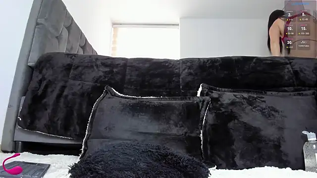 nathasha ht2021 online show from 03/05/25, 12:55