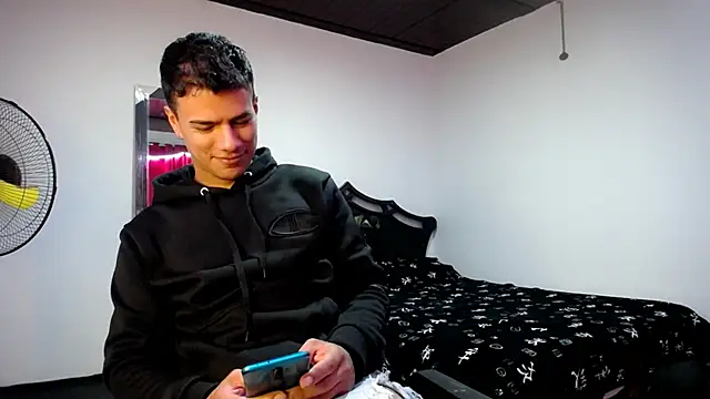 Deiby casas online show from 01/27/25, 05:03