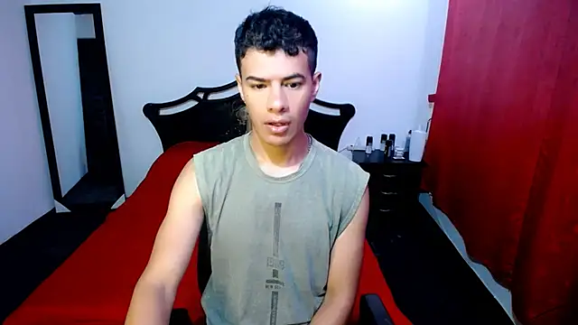 Deiby casas online show from 03/13/25, 02:38