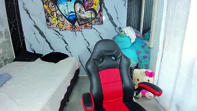 andromeda xx online show from 12/18/25, 02:23