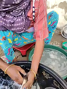 Shreya-Shetty09 online show from 02/07/25, 02:50