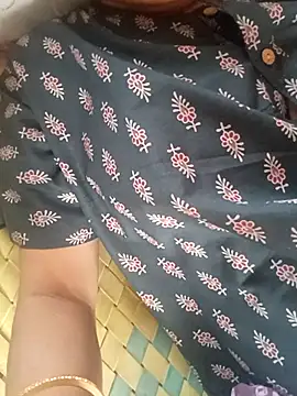 Shreya-Shetty09 online show from 03/08/25, 12:20