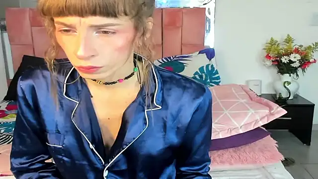 the queen aleja online show from 10/30/25, 12:50