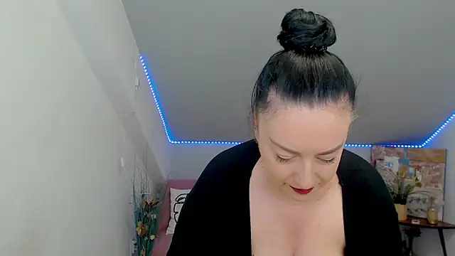 Snapshot of BrendaSkye chatting on 09/26/25, 03:32 BrendaSkye online show from 09/26/25, 03:32