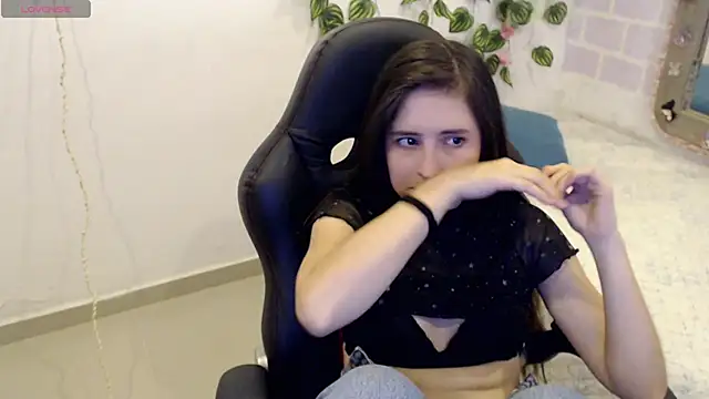 tania sweet   online show from 02/15/25, 05:39