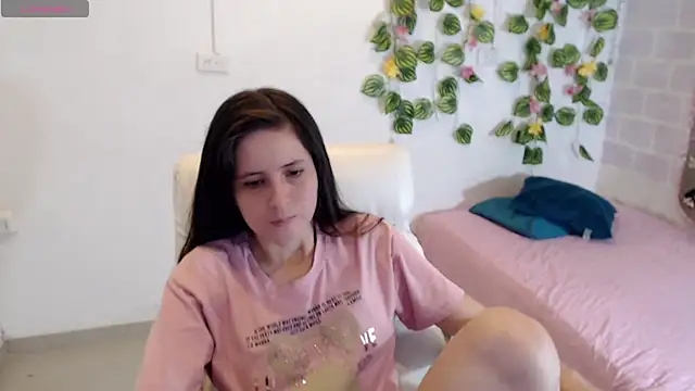 tania sweet   online show from 11/09/25, 03:43