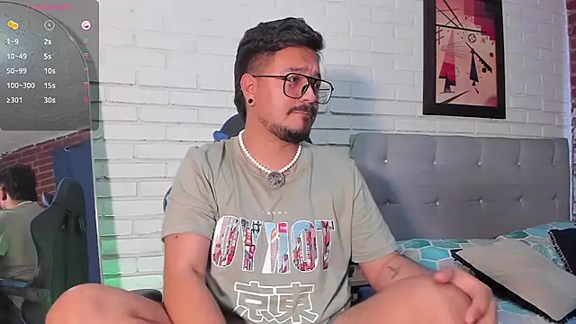 Snapshot of DaviidEvans_ chatting on 10/19/25, 06:08 DaviidEvans online show from 10/19/25, 06:08