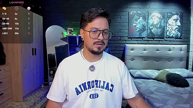 DaviidEvans  online show from 06/23/26, 03:10