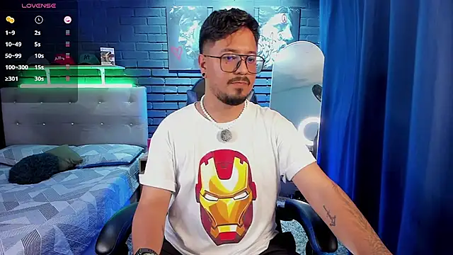 DaviidEvans  online show from 07/04/26, 12:39