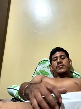 Snapshot of Andreson26 chatting on 11/25/25, 07:47 Andreson26 online show from 11/25/25, 07:47