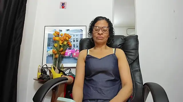 Aries Mature online show from 12/21/25, 03:41