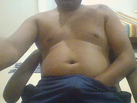 Snapshot of Alexwhitex chatting on 10/13/25, 02:28 Alexwhitex online show from 10/13/25, 02:28