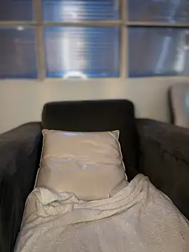 Snapshot of Tayra_Siny chatting on 02/26/25, 04:14 Tayra Siny online show from 02/26/25, 04:14