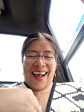   valentina18 online show from 12/28/24, 04:20