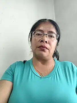   valentina18 online show from 11/18/25, 07:18