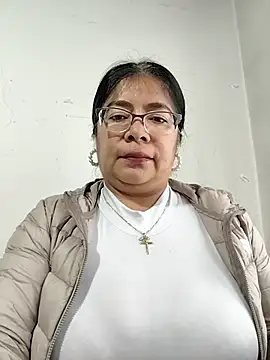   valentina18 online show from 12/02/25, 01:05