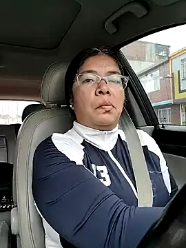   valentina18 online show from 12/13/25, 08:04