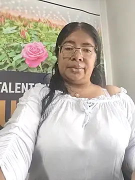   valentina18 online show from 04/07/26, 01:22