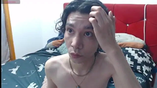 Snapshot of LAICK_01 chatting on 10/27/25, 10:36 LAICK 01 online show from 10/27/25, 10:36