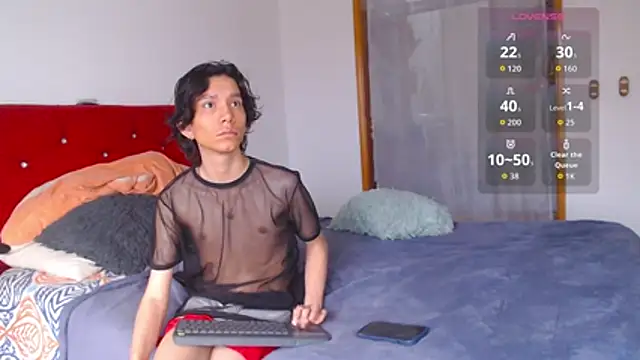 Snapshot of LAICK_01 chatting on 11/30/25, 10:25 LAICK 01 online show from 11/30/25, 10:25