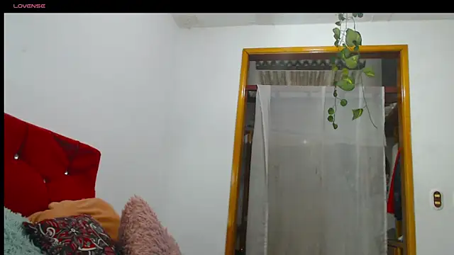 LAICK 01 online show from 04/29/26, 05:11