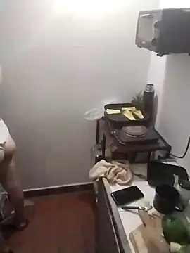 deftoolceles online show from 12/28/24, 12:04