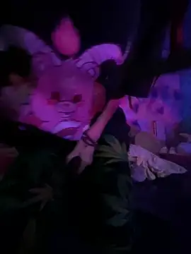 Snapshot of BABYUNICORN chatting on 12/14/24, 02:10 BABYUNICORN online show from 12/14/24, 02:10